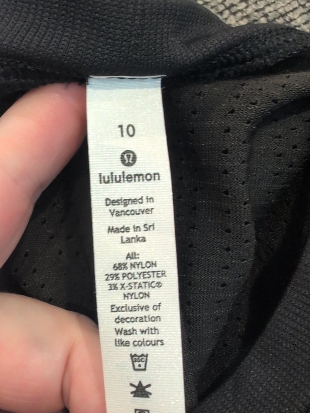 Lululemon Train to Be Tank Black / Black - Picture 6 of 11